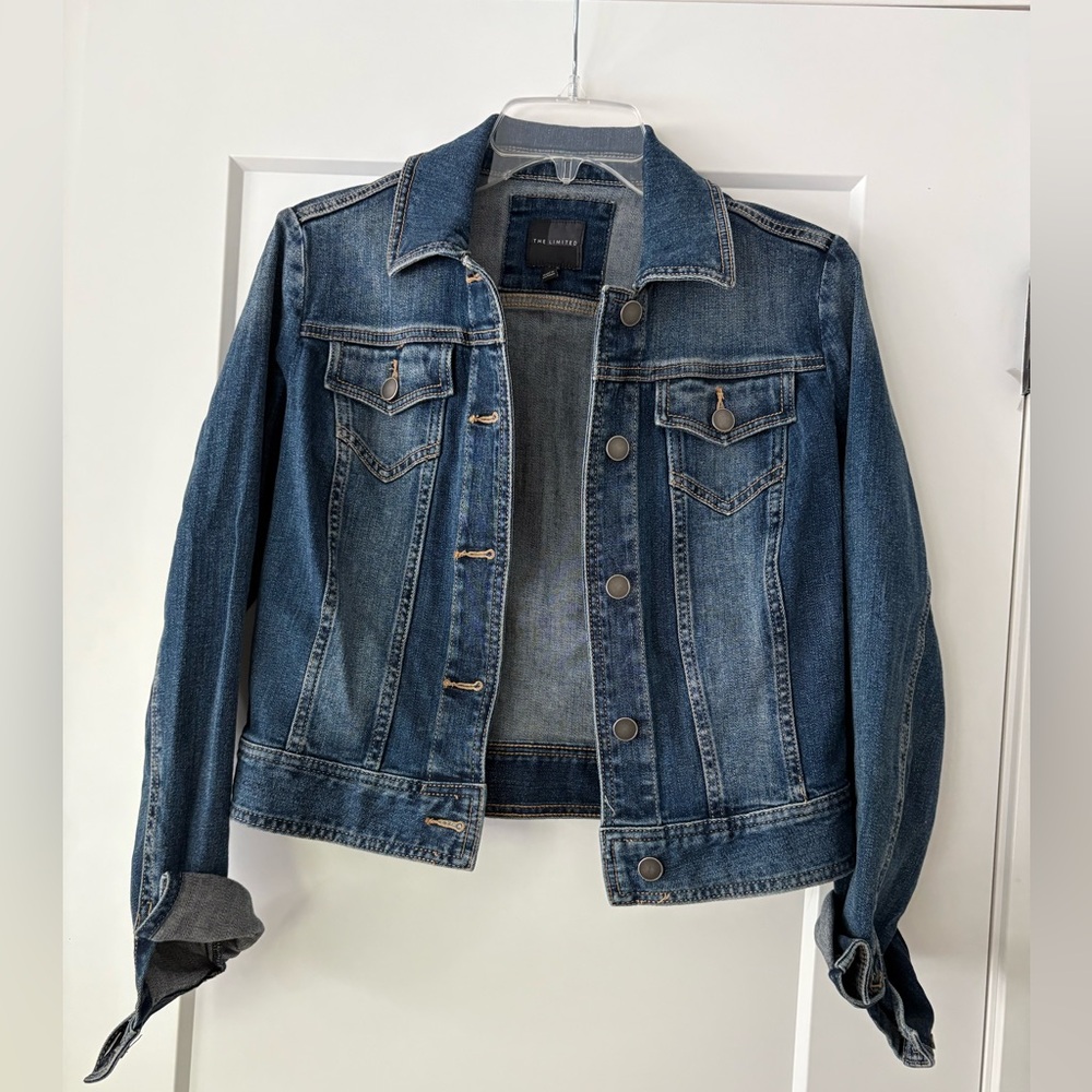 The Limited Cropped Denim Jacket